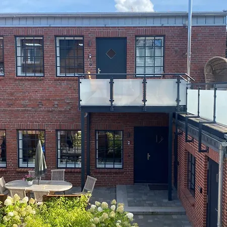 Kleines Grachtenhaus - Simmerdeis An Der Gracht Vakantiehuis Friedrichstadt