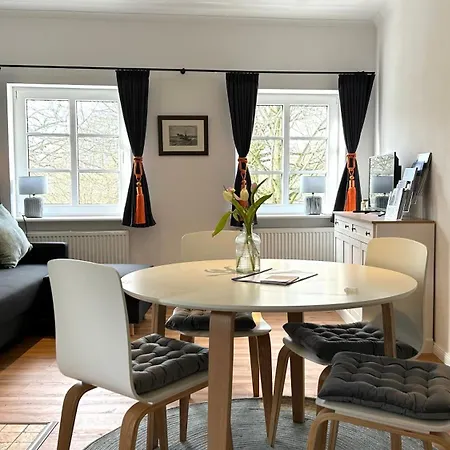 Kleines Grachtenhaus - Simmerdeis An Der Gracht Ferienhaus Friedrichstadt