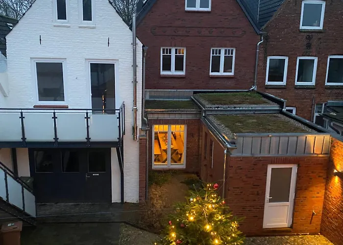 Vakantiehuis Kleines Grachtenhaus - Simmerdeis An Der Gracht Friedrichstadt